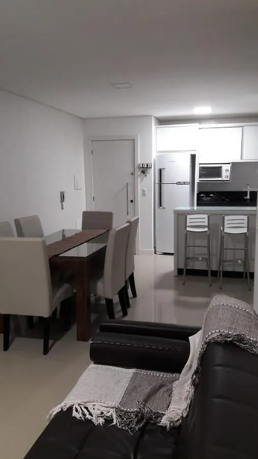 Residencial Quebec Apartment Bombinhas 0*,  Brazil
