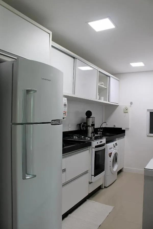 Residencial Quebec Apartment Bombinhas
