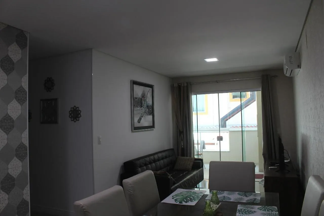 Residencial Quebec Apartment Bombinhas